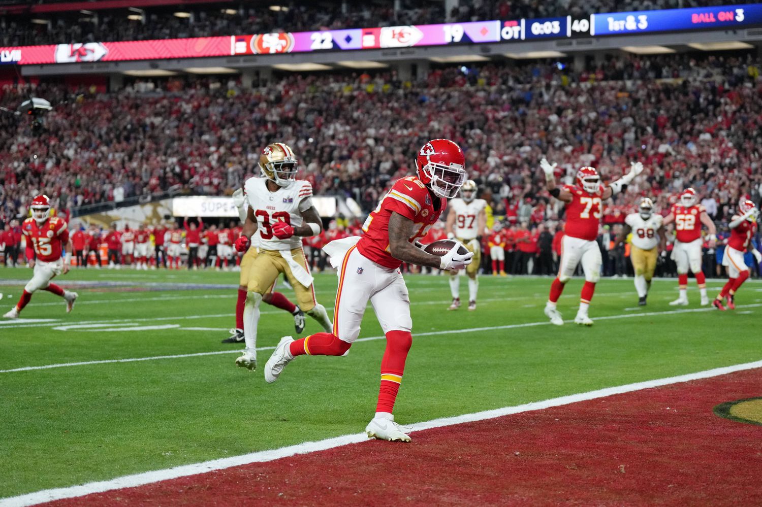 Hardman scores a touchdown to win Super Bowl LVIII for the Chiefs 25-22 over the 49ers on Feb. 11, 2024.